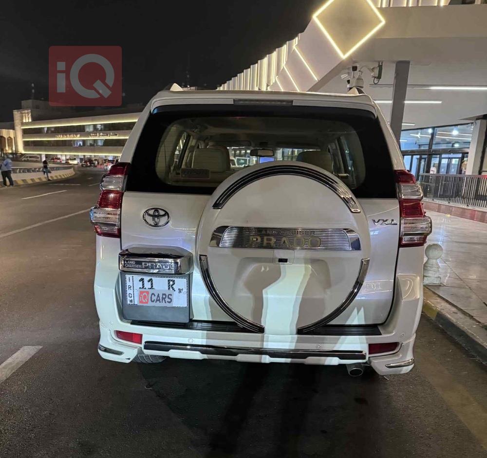 تۆیۆتا لاندكروزر پرادۆ